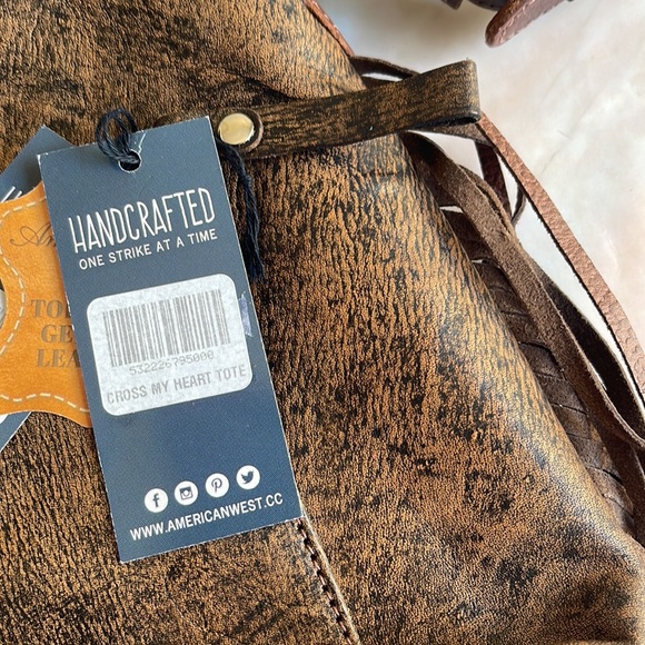 AMERICAN WEST | Cross My Heart leather tote bag - Picture 9 of 14